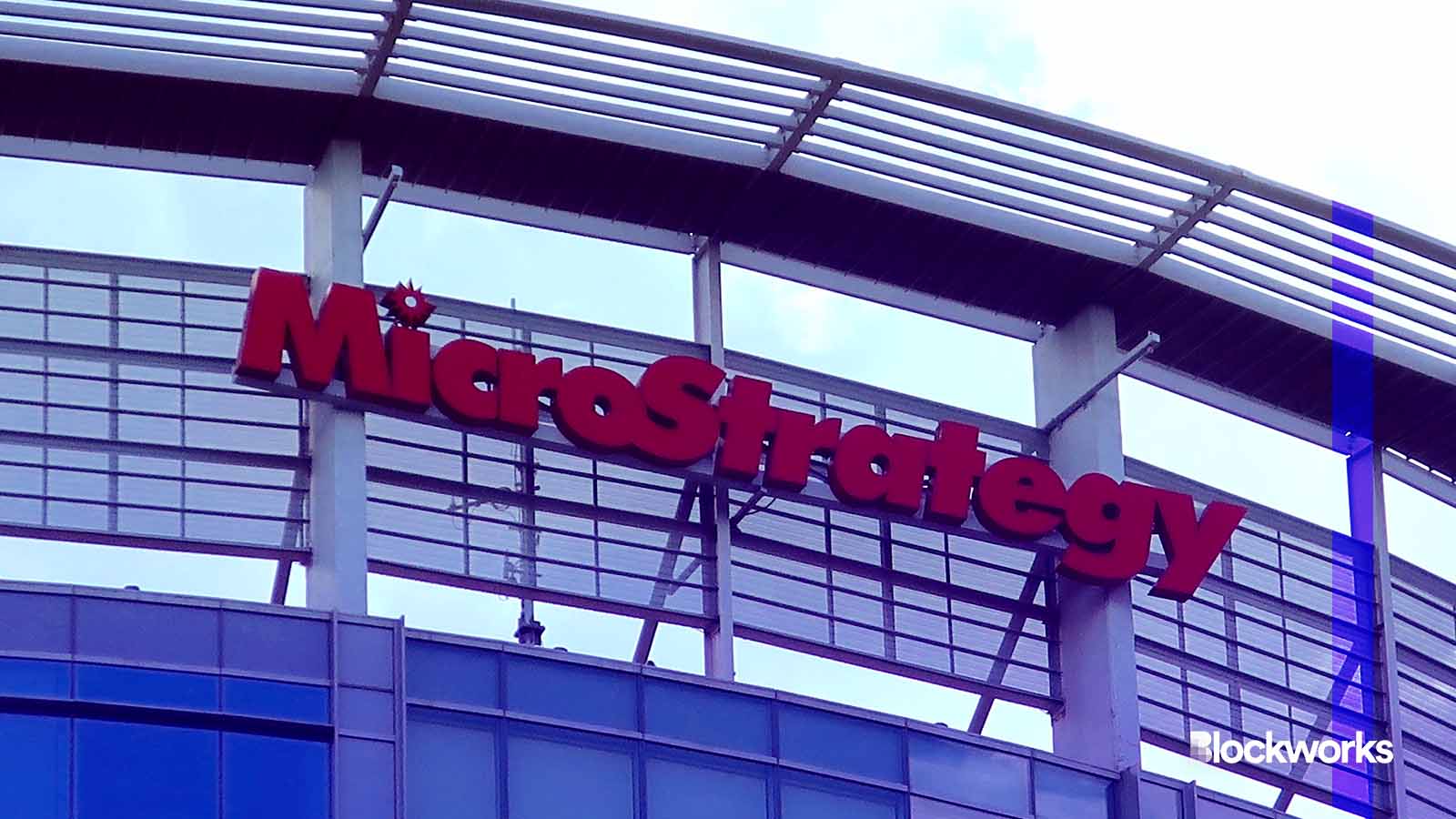 MicroStrategy stock has advantages over planned spot bitcoin ETFs ...