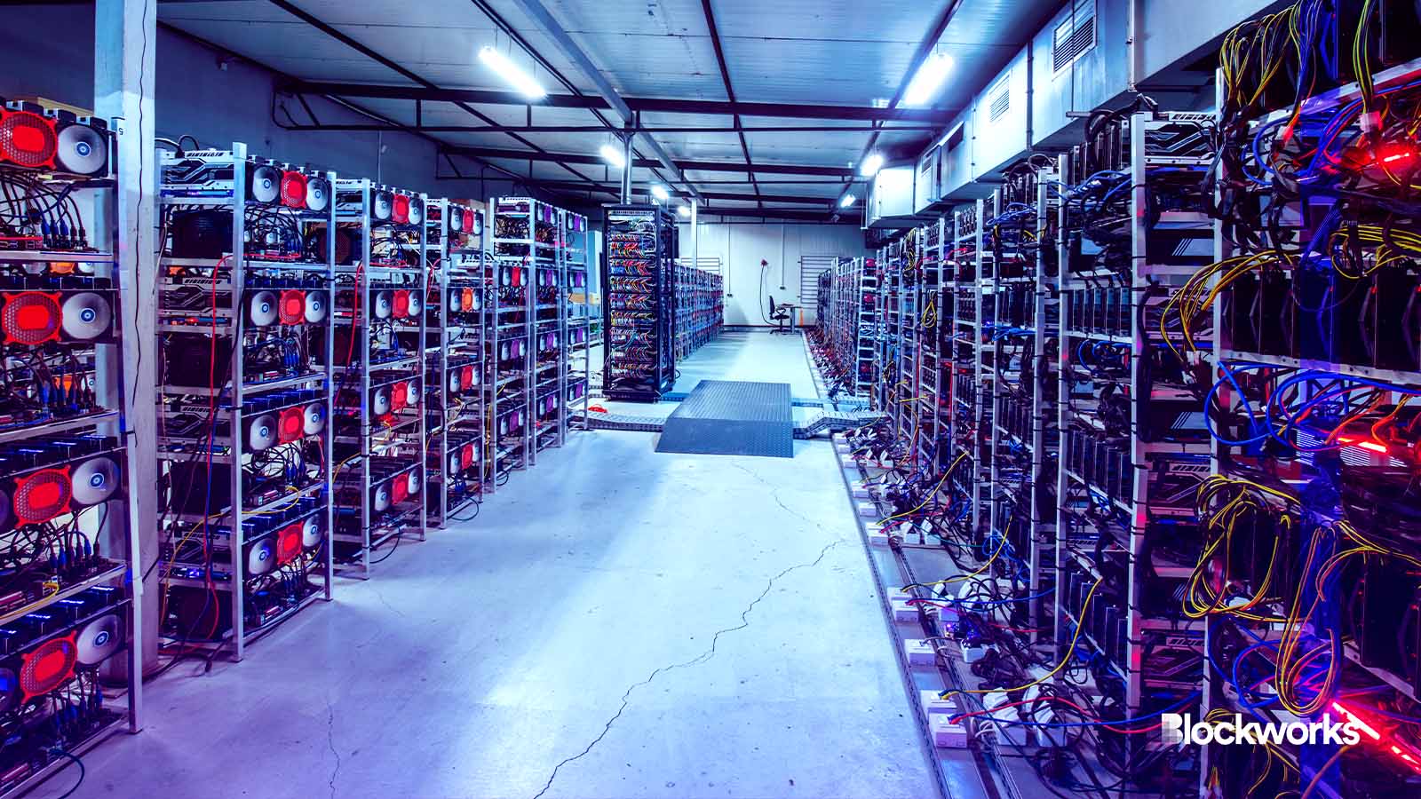 Riot plots aggressive hashrate growth via latest MicroBT deal Riot plots aggressive hashrate growth via latest MicroBT deal